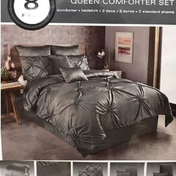 Hallmark Collectibles Other Satin Priscilla Comforter Set Queen